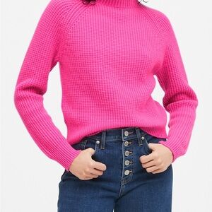 Banana Republic Vibrant Pink cashmere Sweater